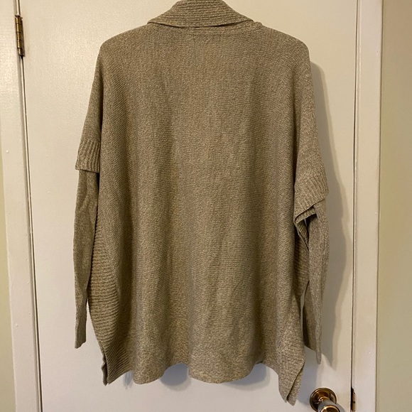 Knitted Sweater - Picture 2 of 2